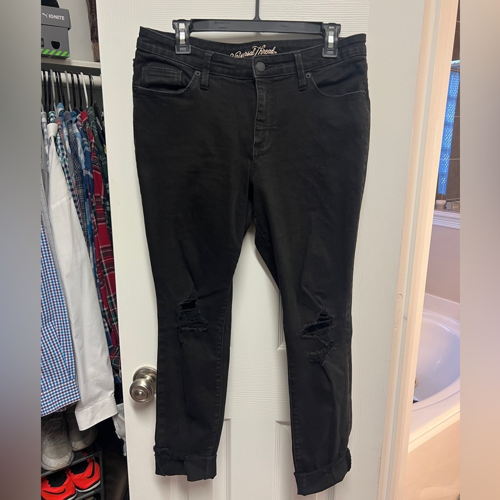 Universal Thread Mid Rise Skinny Black Distressed Jeans